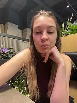 دردشة SashaCatt الجنسية المباشرة