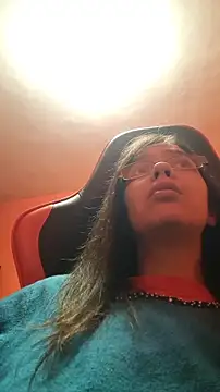 rposhta1991 Adlı Modelin Canlı XXX Sohbeti