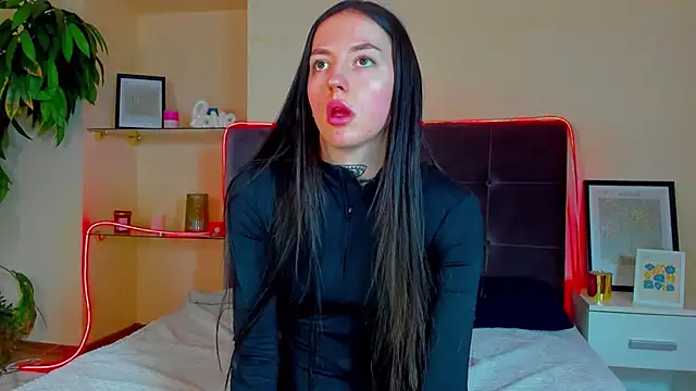 Онлайн чат XXX AdrianaCult