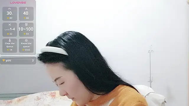 fanfan-FF's Live XXX Chat