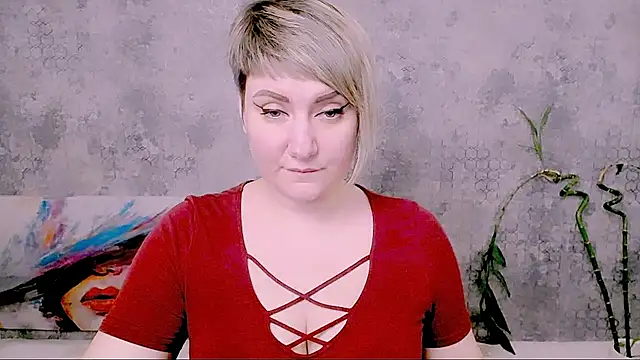 Djullia Chat XXX live