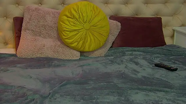 دردشة TaniaKaverina الجنسية المباشرة