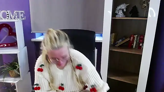 Zoey_Erotic: απευθείας συνομιλία ΧΧΧ