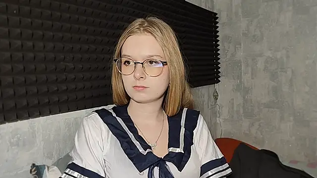 LiaVibes Chat XXX live