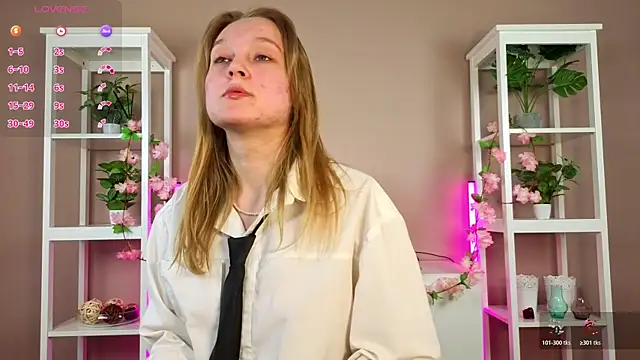 VanessaLightDiamond – Naživo XXX chat