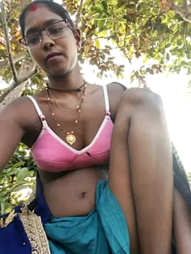 Show modela Fasfas2 na web-kameri