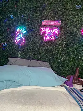 RenaThickAss Live XXX Chat