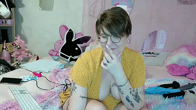 Sandrasexxyy: онлайн-секс-чат