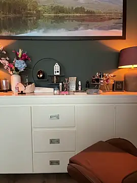 CurvyKimmy1 Chat XXX live