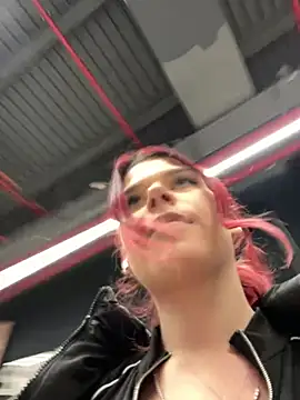 RiriRoseey's Live XXX Chat