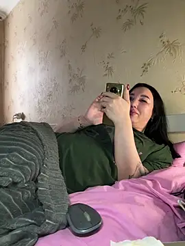 Naughtbaby_2025 Live XXX-Chat