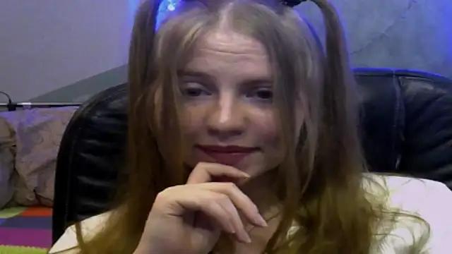 Space_Girls_699 Adlı Modelin Canlı XXX Sohbeti