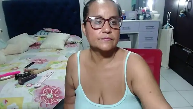 pervert_mommy_n Live XXX chat