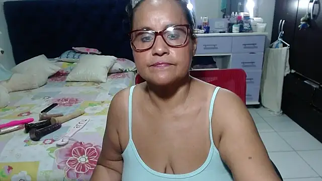 pervert_mommy_ লাইভ XXX চ্যাট