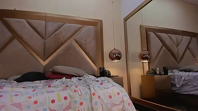 melanyvelvelt_X élő XXX-chatje