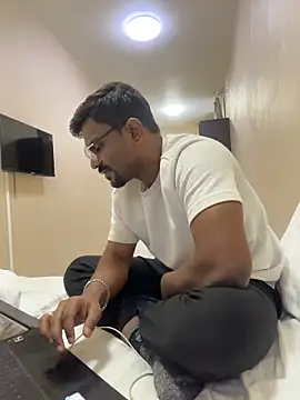 bhagihero 现场XXX聊天