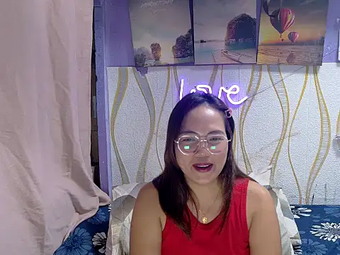 BURBERRY69 élő XXX-chatje