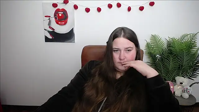 Онлайн чат XXX XX_Daniella_XX