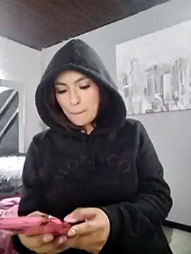 Adarha_Ramirez Adlı Modelin Web Kamerası Şovu