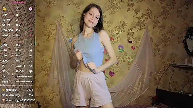 QutieDaSweet – Naživo XXX chat