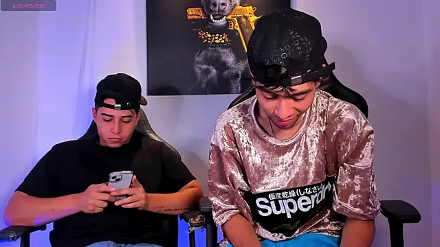 Pertunjukan Kamera Web konaland