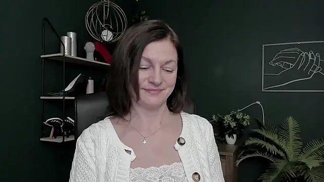 Chatroom XXX en direct de VivianWILD