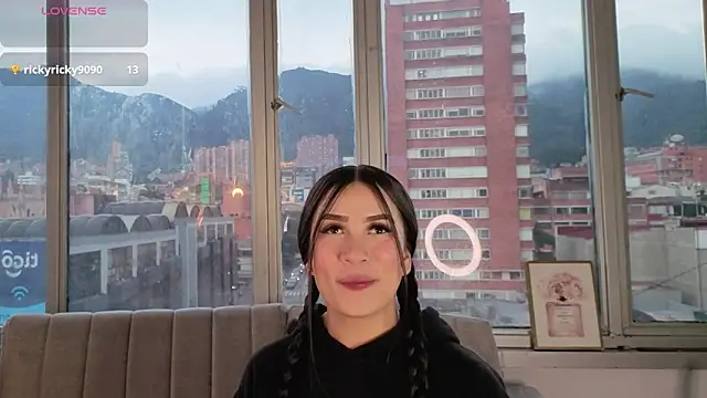 Chat XXX en directo de Ivanna_West