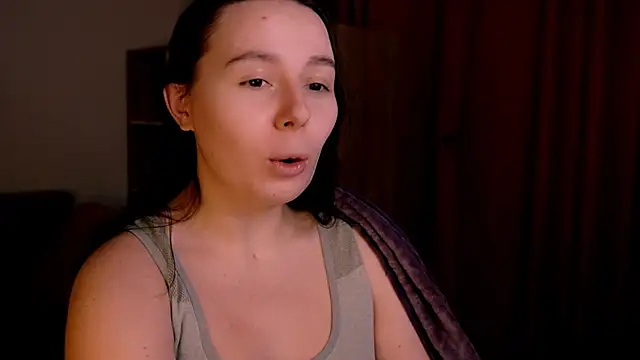 Chatroom XXX en direct de Di_na_Bell