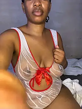 Chat +18 de Curvyslut92 ao vivo