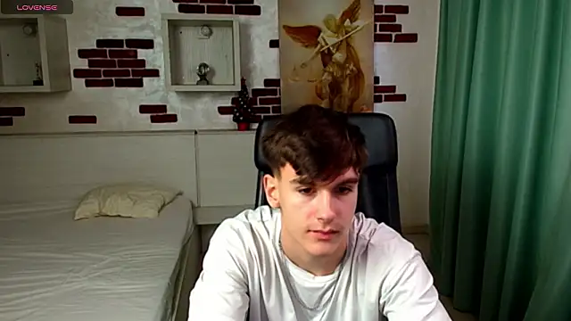 BradyFlintのライブXXXチャット