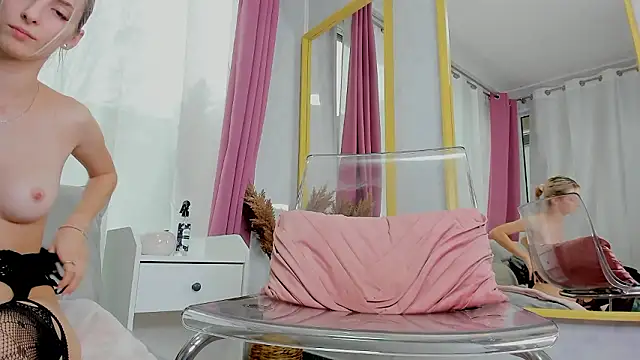 แชท XXX สดของ MeganKroft_