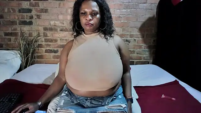 DIRTIENASTY লাইভ XXX চ্যাট