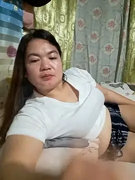 Eurelle_89 élő XXX-chatje