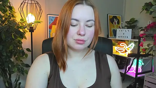 LAYLAxSTAR élő XXX-chatje