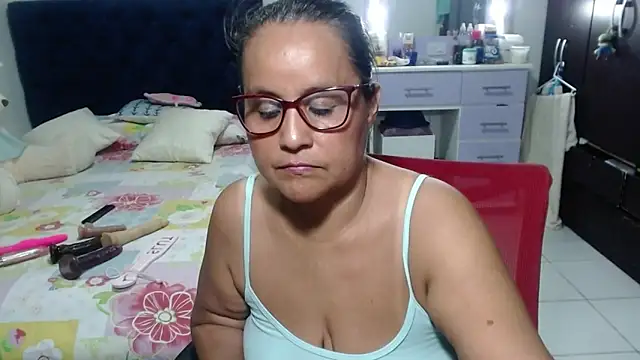 pervert_mommy_ Chat XXX in diretta