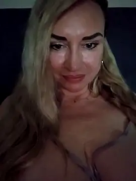 MalienaCarolinaのライブXXXチャット