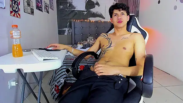 Živý XXX chat jason_graeats