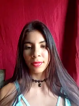 Show de chaparritahot99 na webcam