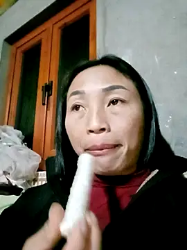 lucybaby00 – webcam-show