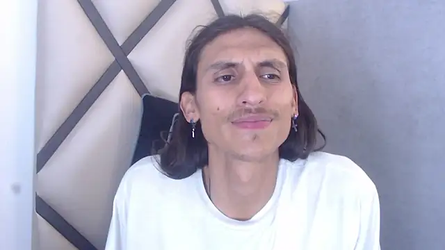 Živý XXX chat Noha-Smith