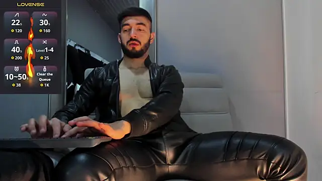 Chatroom XXX en direct de MarkWalker__