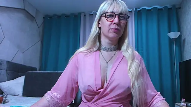 SecretVictoriaBRBのライブXXXチャット