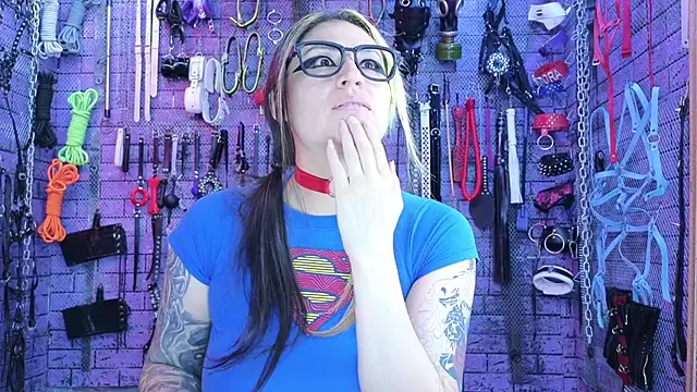 Czat XXX na żywo – PANDORANEZZ