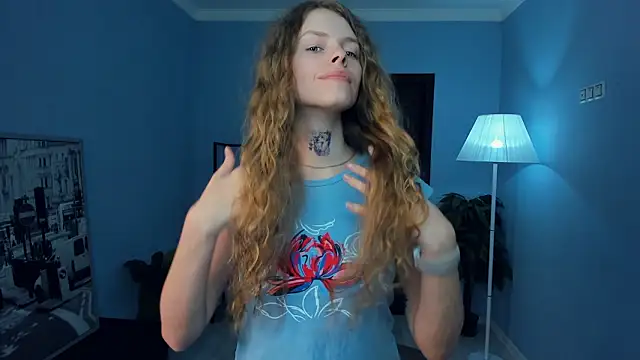 Chat +18 de RayaNenlia ao vivo