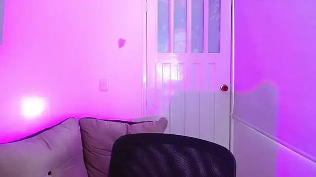 Chat +18 de milfrousse ao vivo