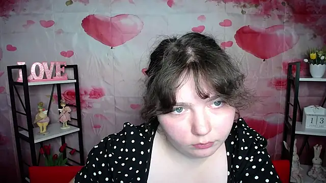 แชท XXX สดของ NeonilaLisova