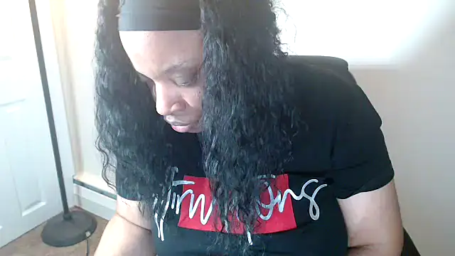 Chatroom XXX en direct de Sexymona1218