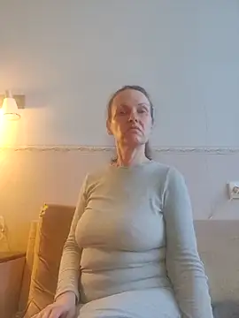 Evelina_cute Chat XXX in diretta