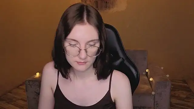 VixenLight: онлайн-секс-чат