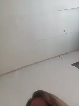 Онлайн чат XXX Evelina_cute